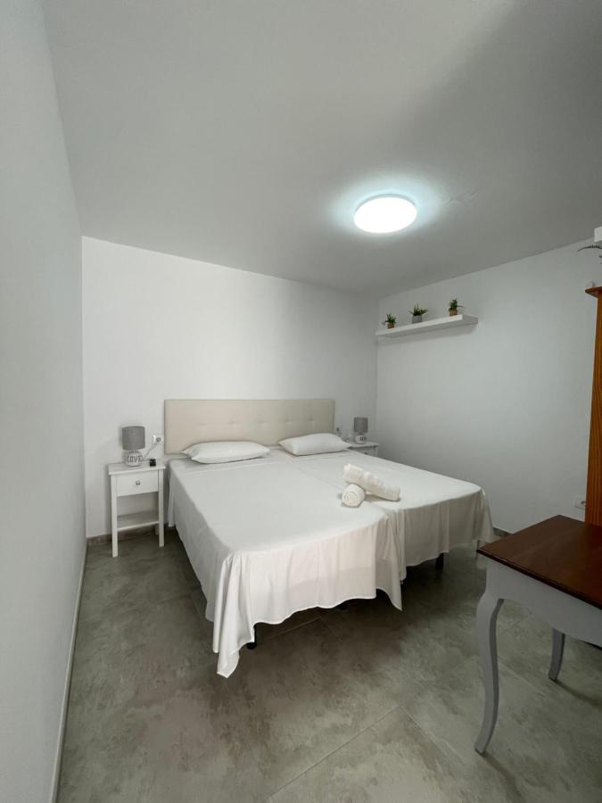 Apartamentos Elena Лахарес Экстерьер фото