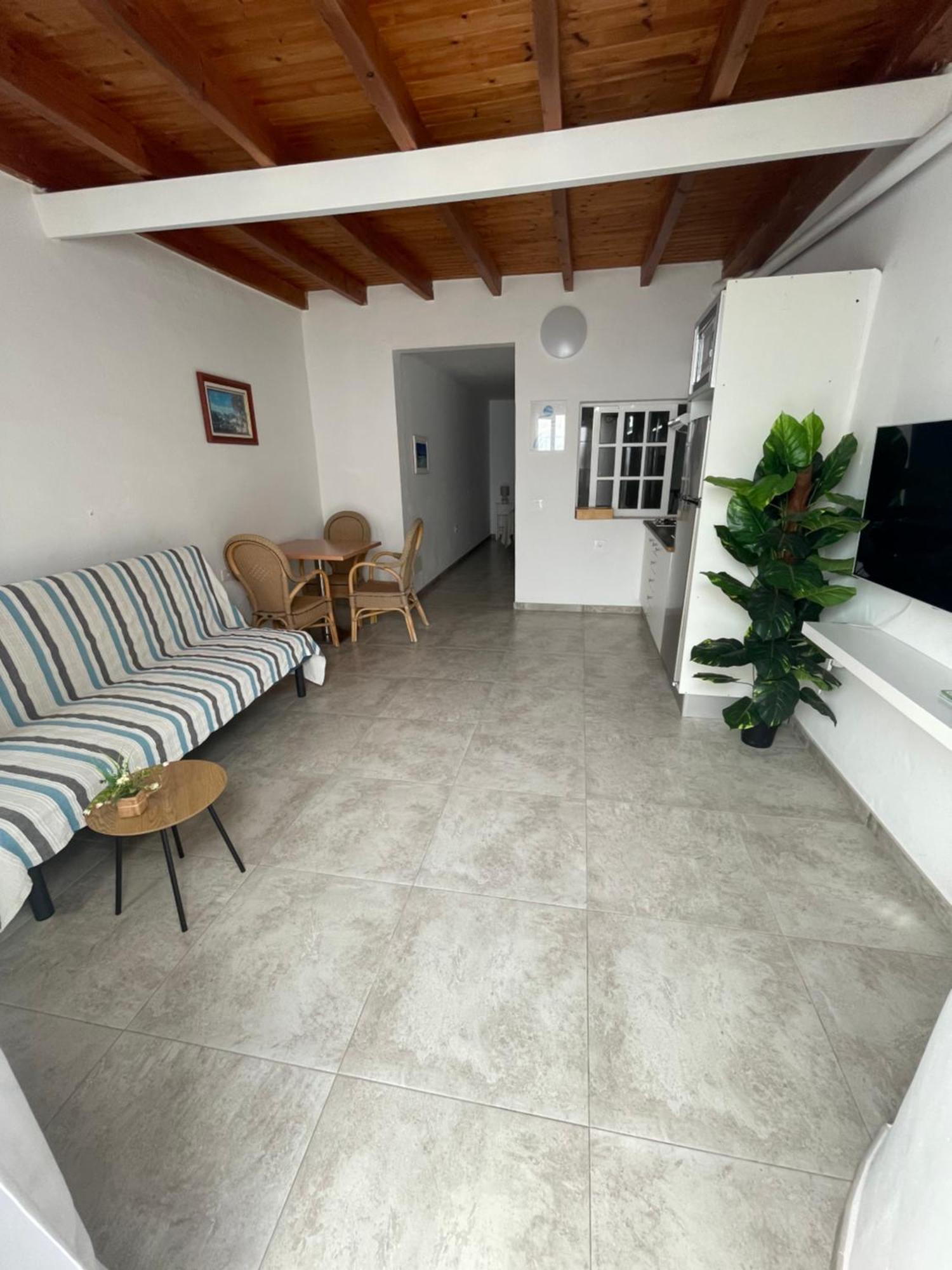 Apartamentos Elena Лахарес Экстерьер фото